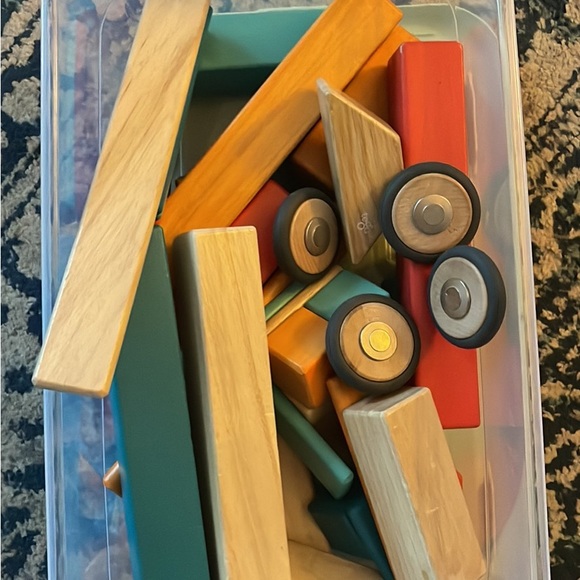 Tegu Magnetic Block Set - Picture 1 of 3